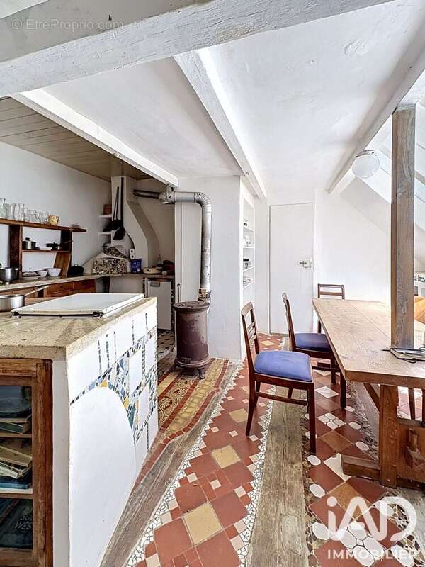 Maison 450 m² à Apt  - photo 7