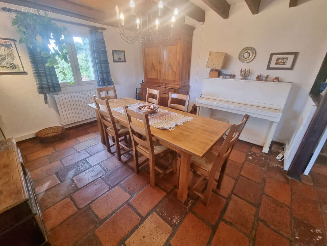 Maison à LAPENCHE