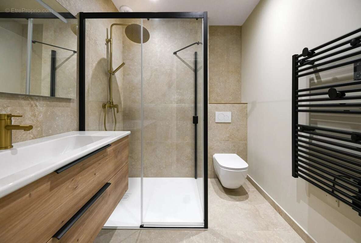 Appartement à UZES