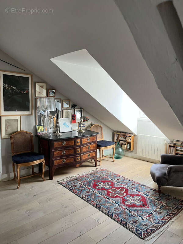 Appartement à VERSAILLES