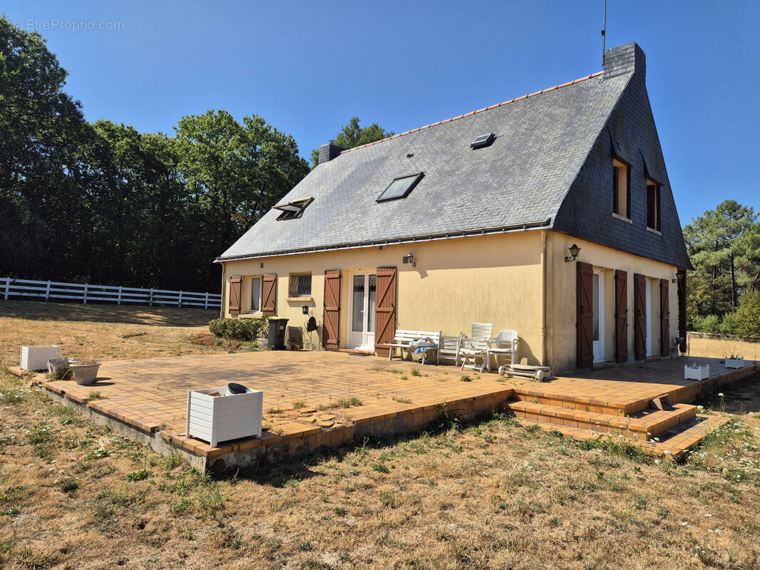 Maison à SEVERAC