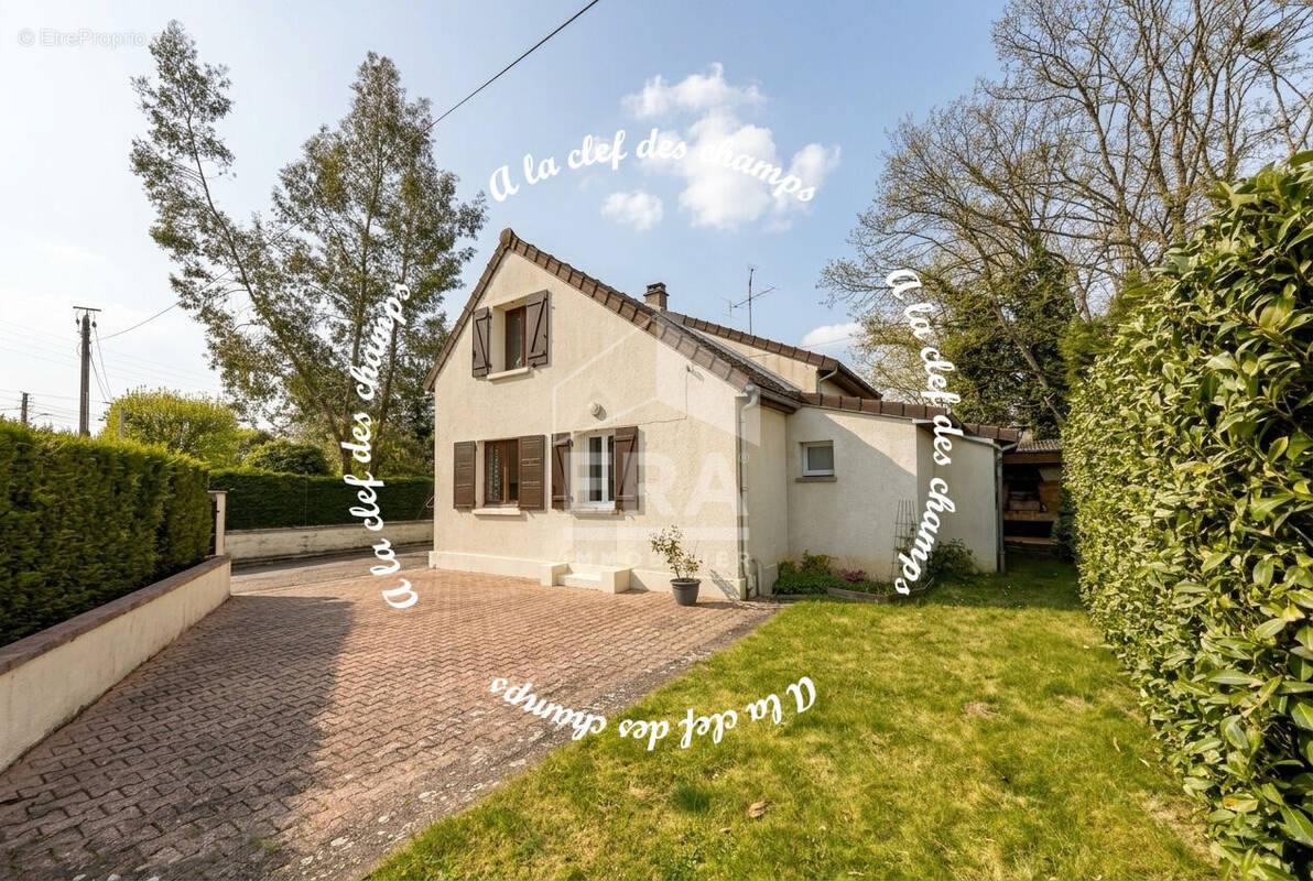 Maison à DOURDAN