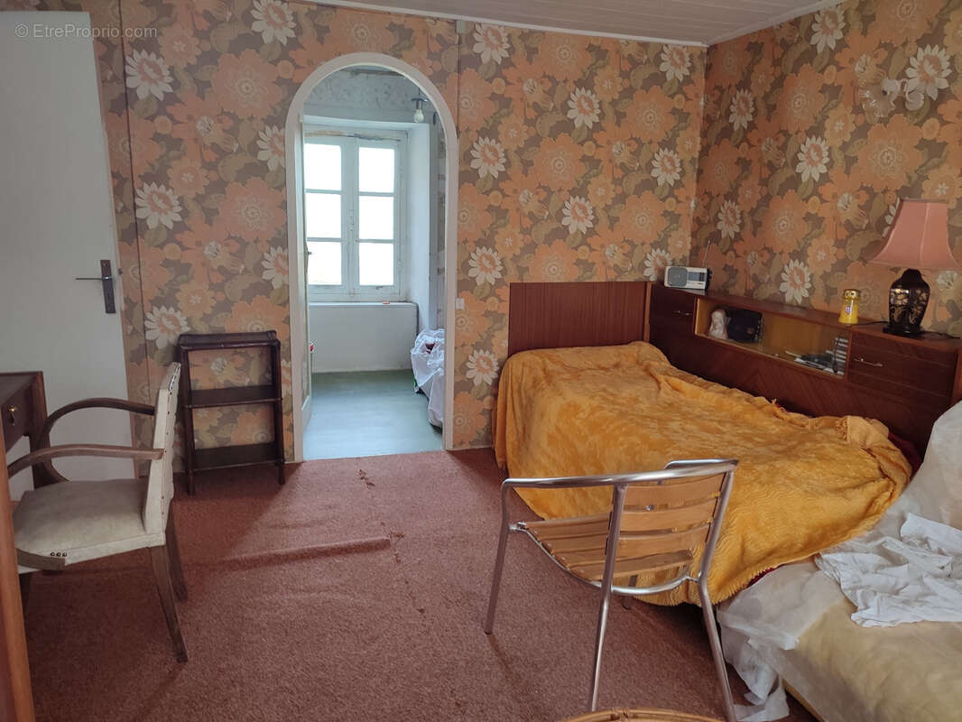 Maison à LANGOURLA