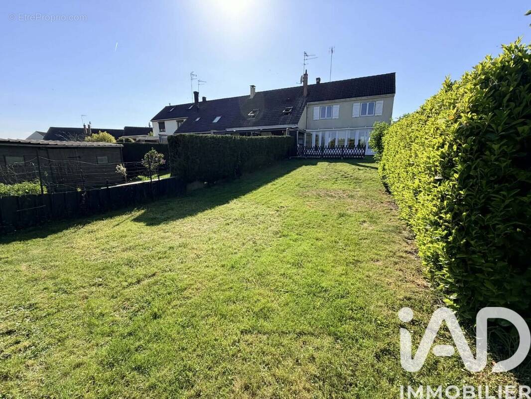 Photo 1 - Maison à NEUVILLE-SAINT-REMY