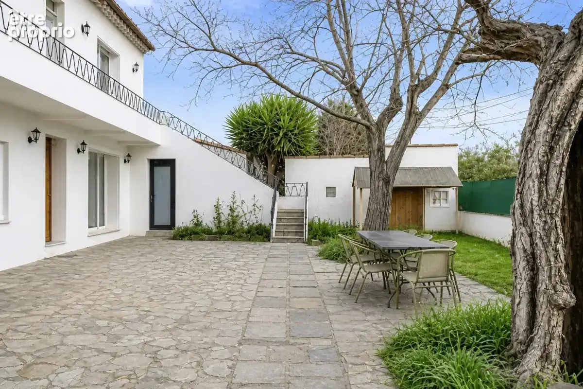 Maison à CHATEAUNEUF-LES-MARTIGUES