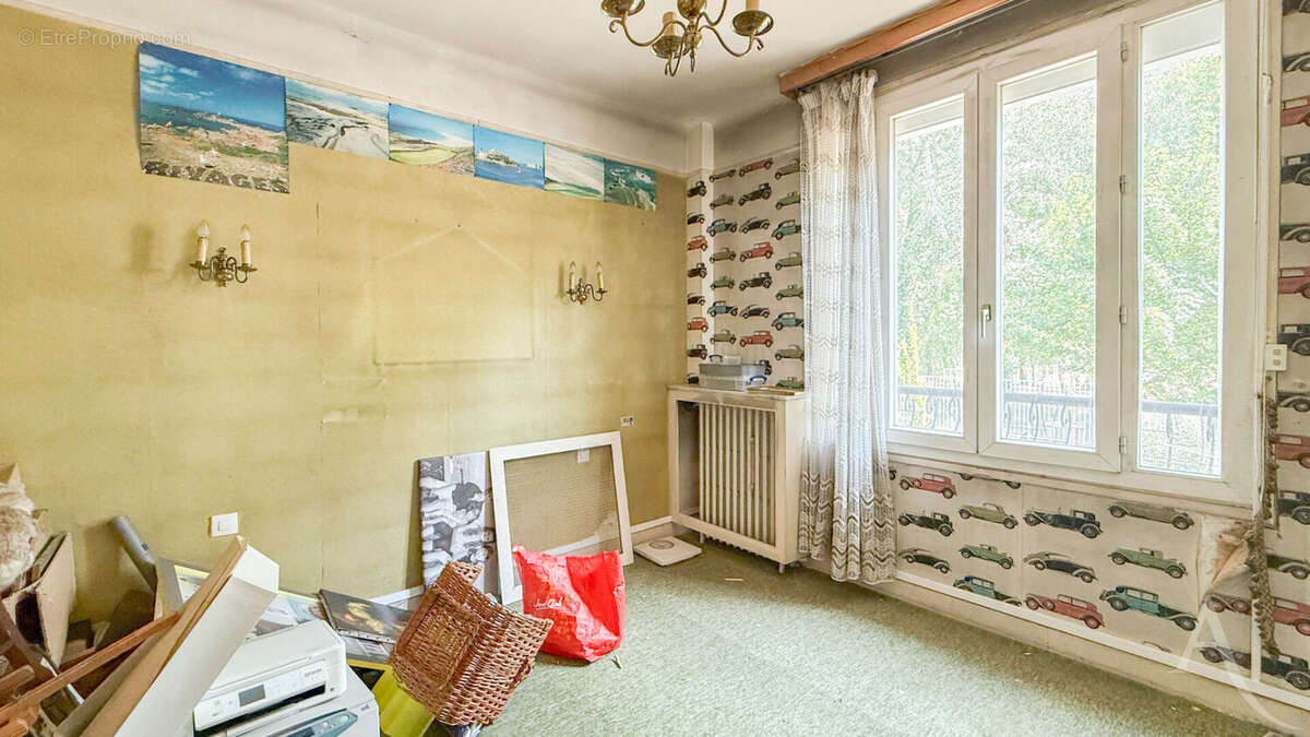 Maison à MONTREUIL