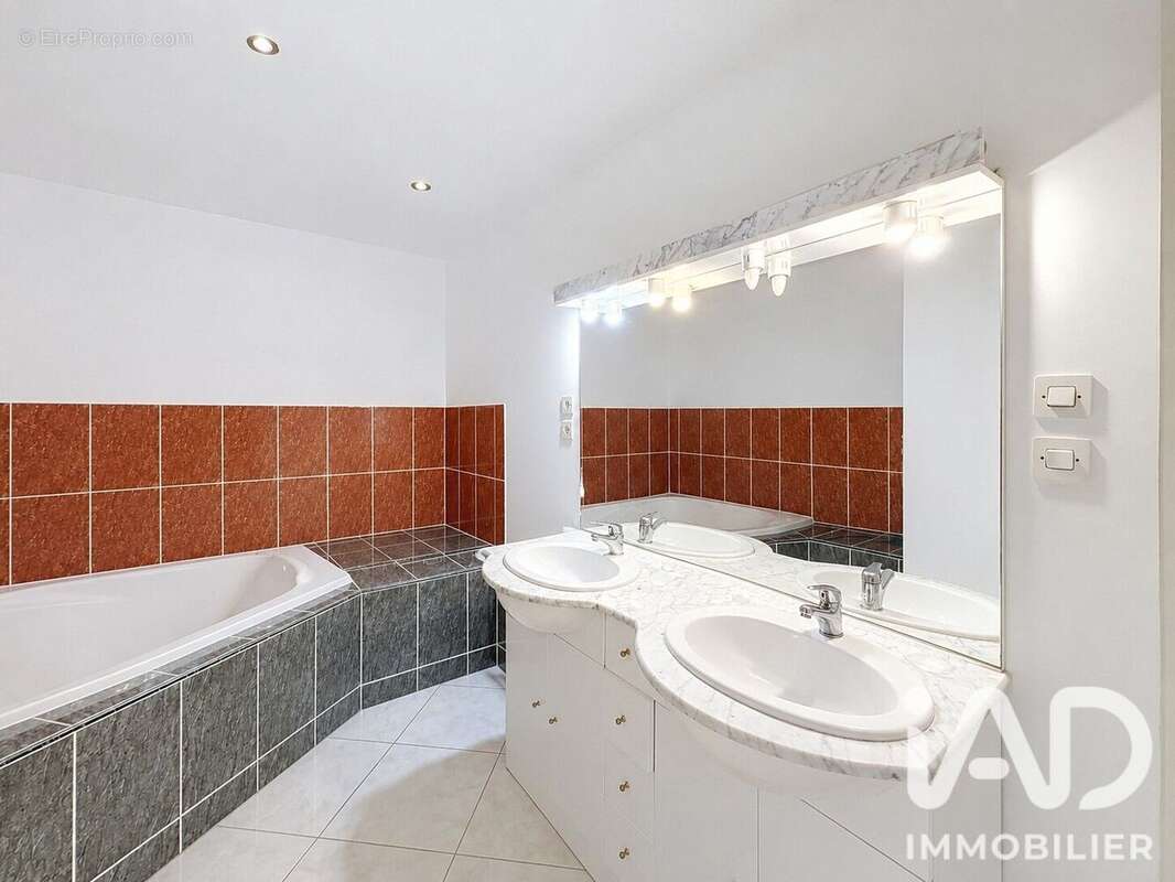 Maison 132 m² à Pomerols  - photo 8