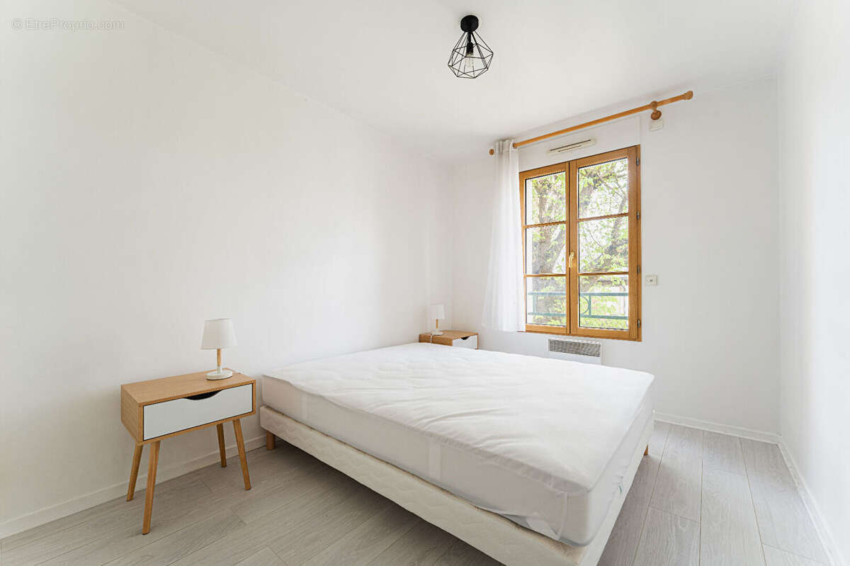 Appartement à LE PLESSIS-ROBINSON