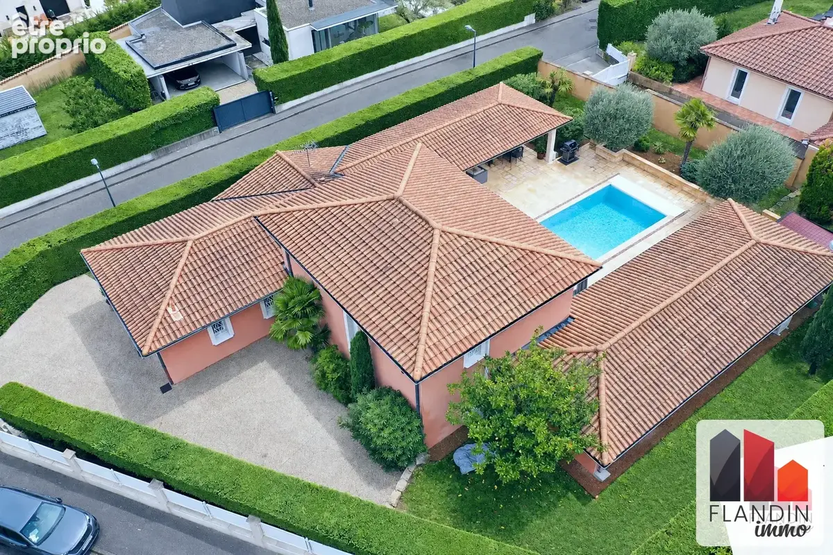 Maison 6 pièces 220 m² à vendre à Charly (69390) - photo 4