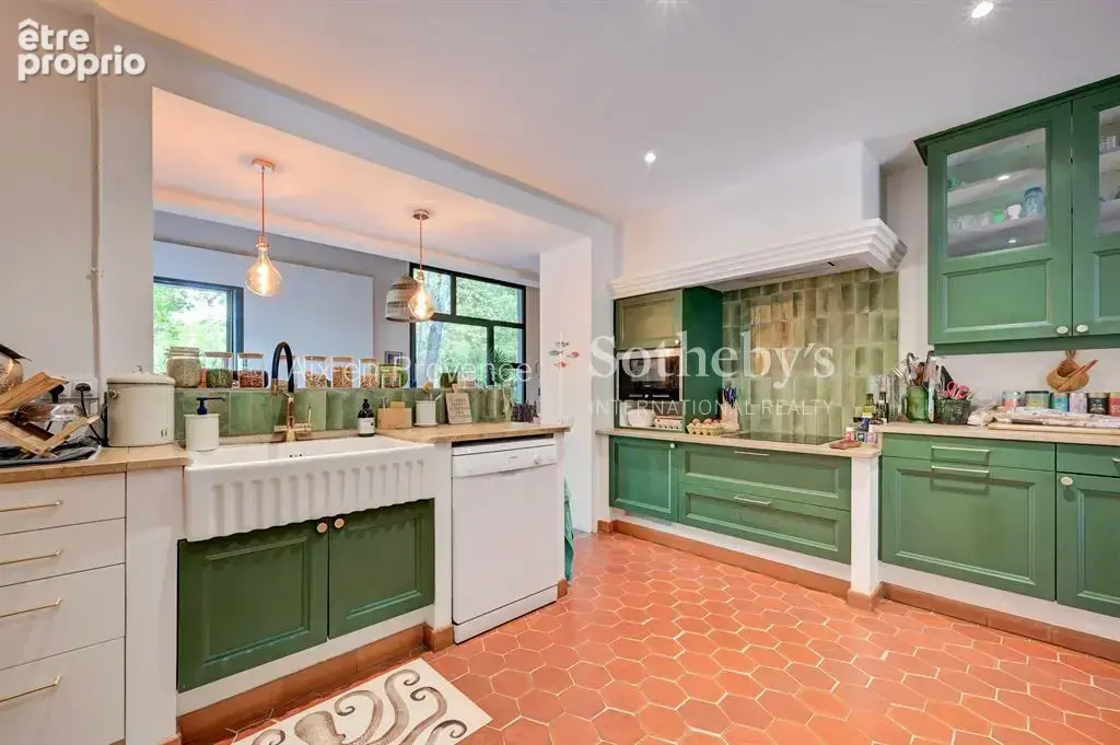 Élégante propriété familiale de 6 suites avec maison d’amis, piscine et dépendances – proche écoles - photo 15
