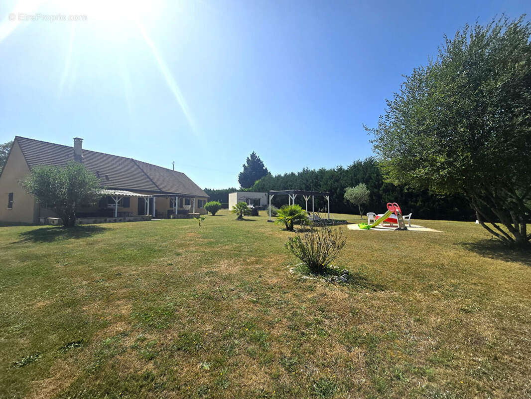 Maison à SPAY