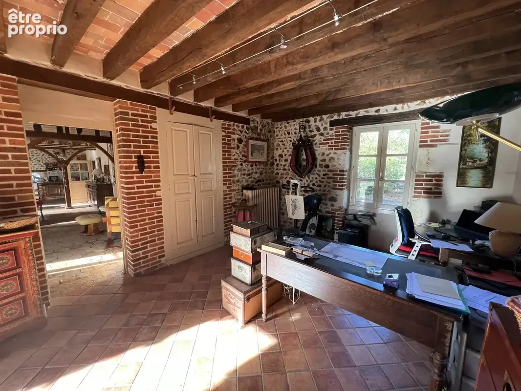 Propriété 1ha27 : maison ancienne, écurie 4 boxes, prairies - photo 3