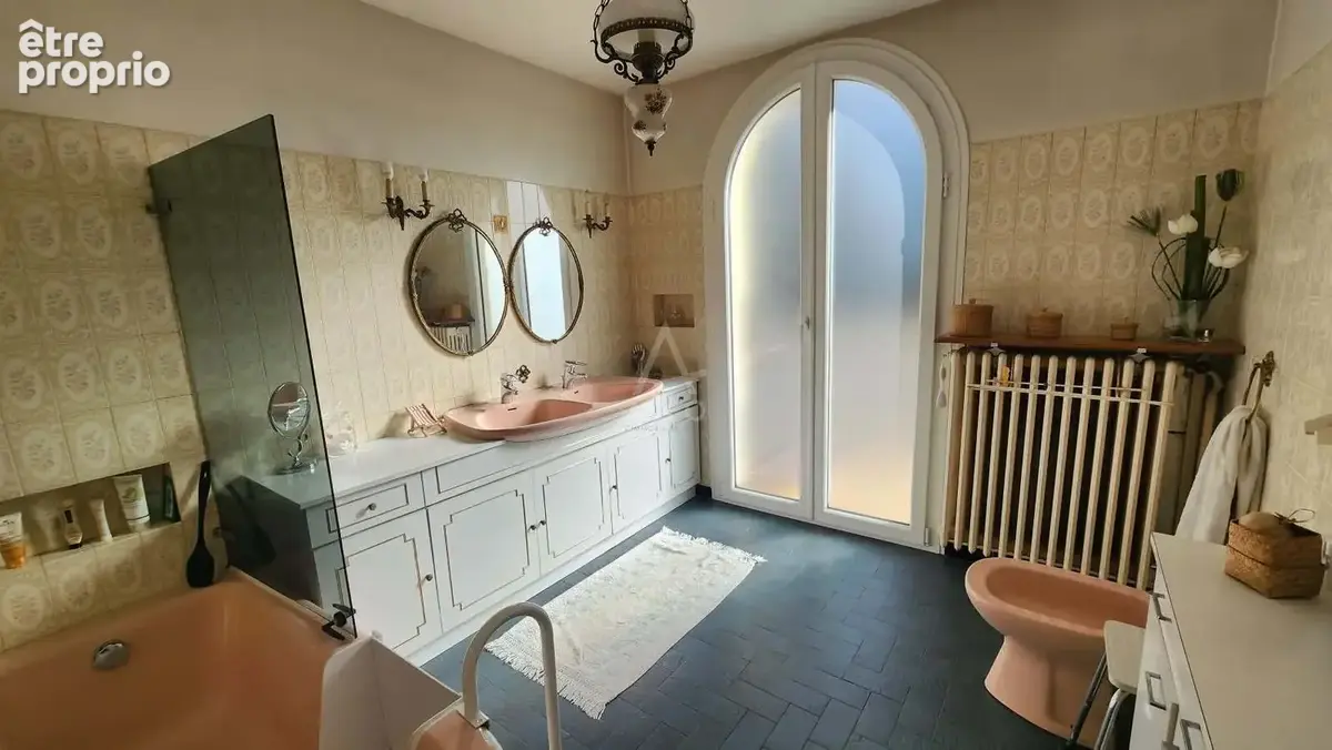 Maison familiale 10 pièces - 225m² - photo 9
