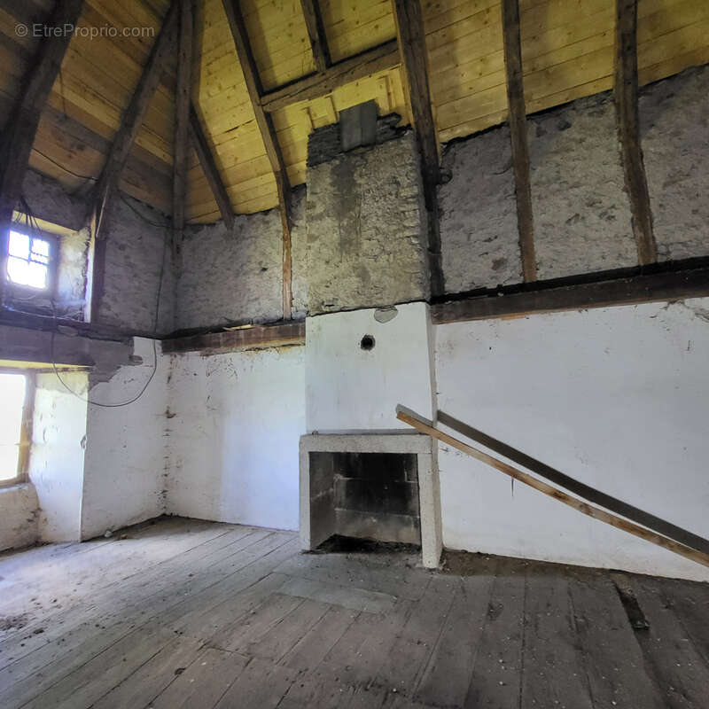 Maison en pierres avec ancienne grange - photo 14