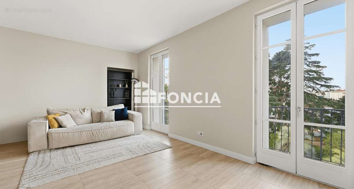 Appartement à CANNES