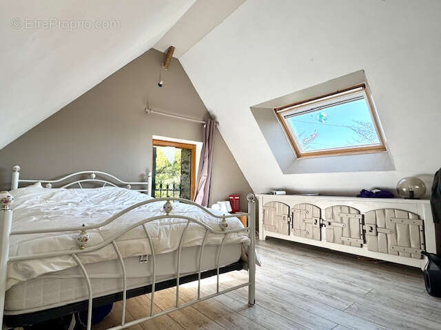 Maison à ISSE