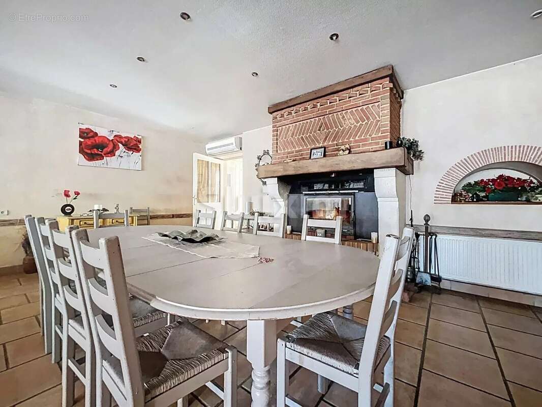 Maison à CHATILLON-SUR-CHALARONNE