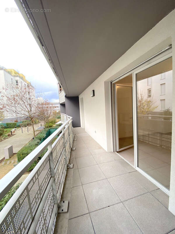 Appartement à LYON-8E