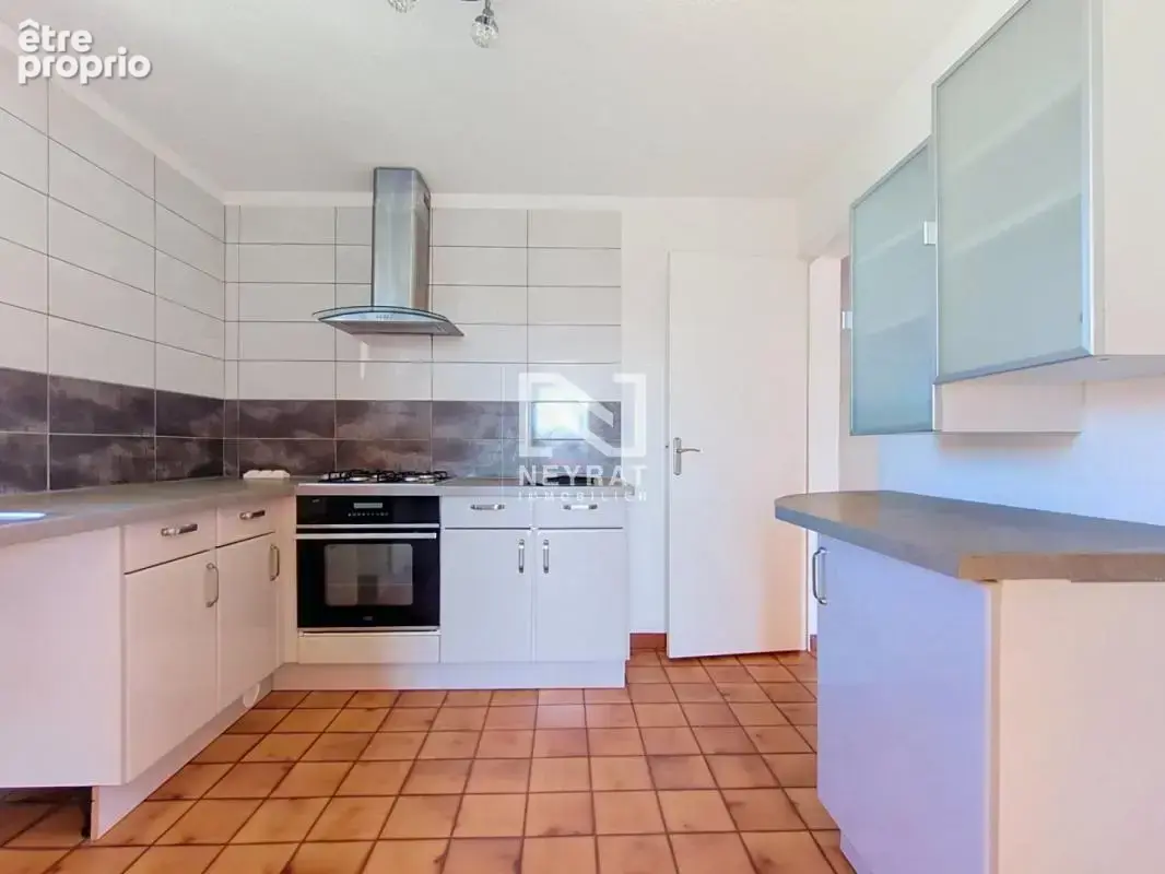 Draguignan -  appartement lumineux avec potentiel 2 chambres - photo 7