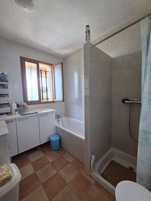 Maison avec sous-sol, grand terrain constructible, à 20 min de Bergerac - photo 13