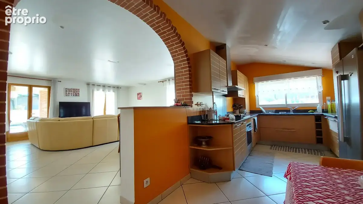 Blagnac - Odyssud - Maison 4 pièces 118 m² - Garage et piscine - photo 5