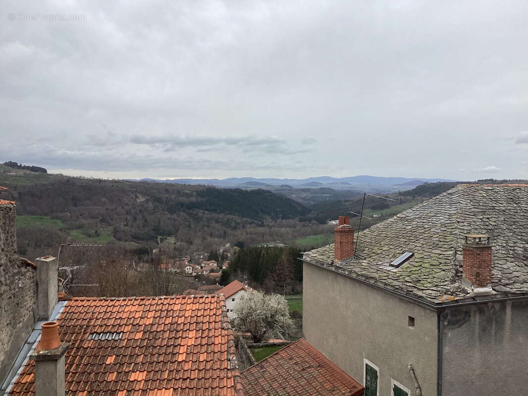 Appartement à LE MONASTIER-SUR-GAZEILLE