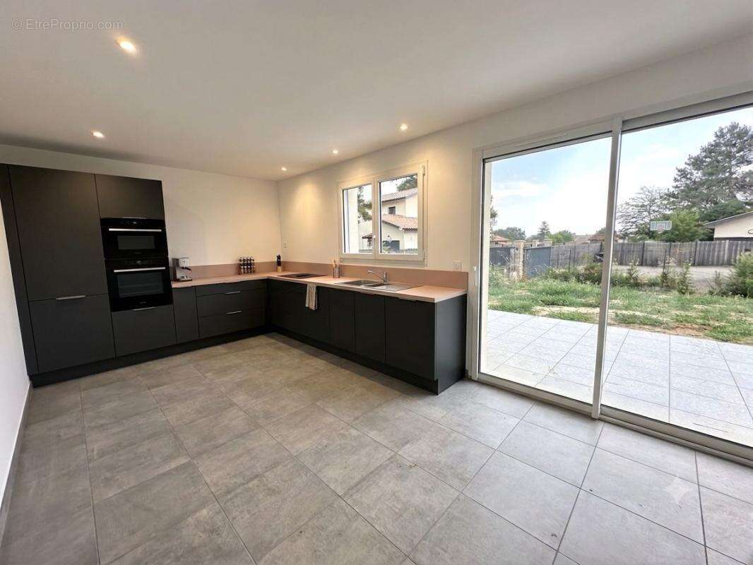 Maison À Vendre - photo 4