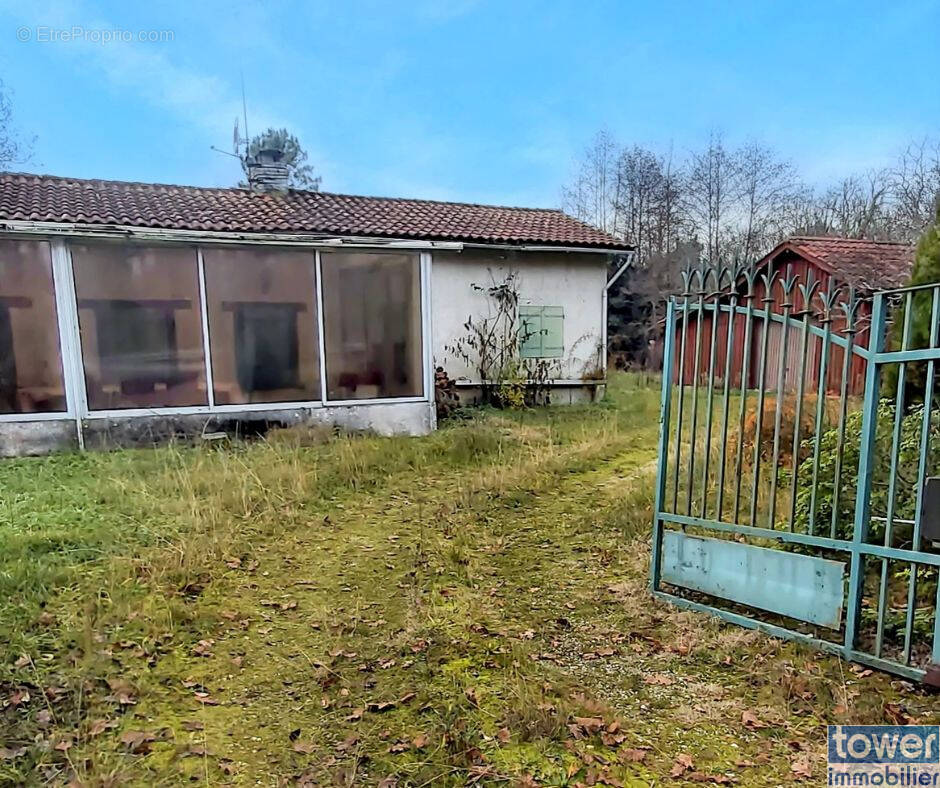 Maison à SAUGNACQ-ET-MURET