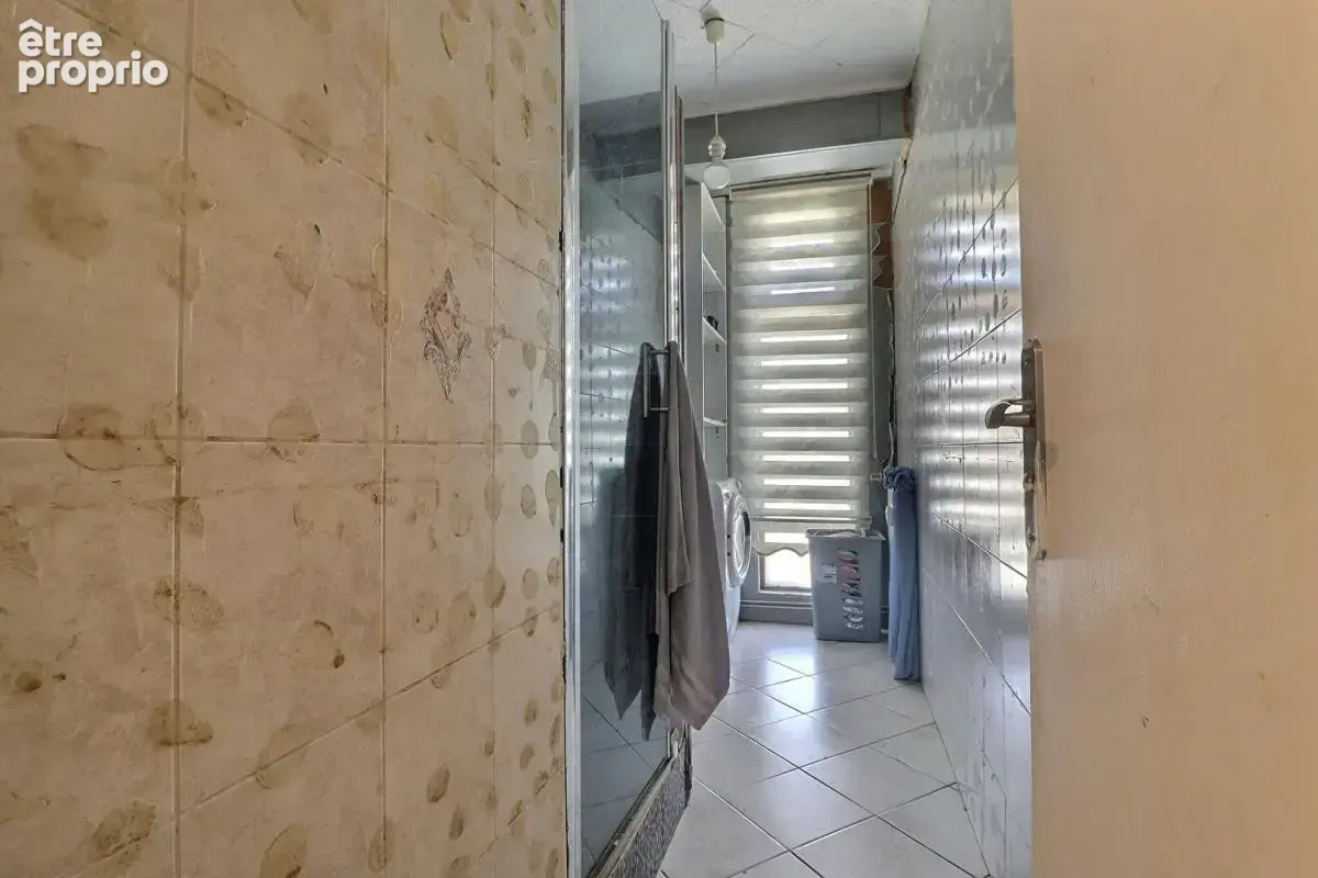 Montélimar  Appartement T3 avec balcon et cave ? Idéal investissement ou résidence principale - photo 7