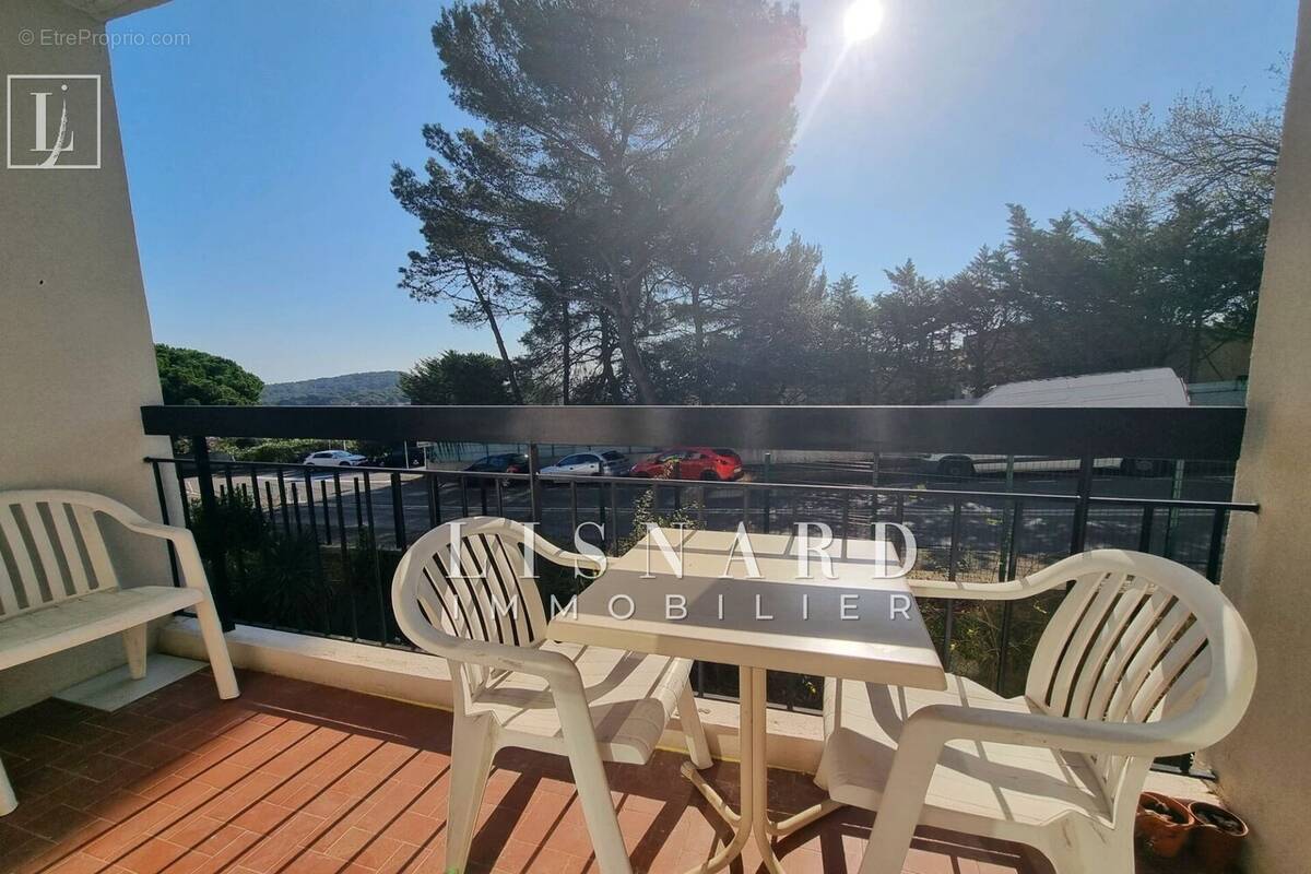 Appartement à VALLAURIS