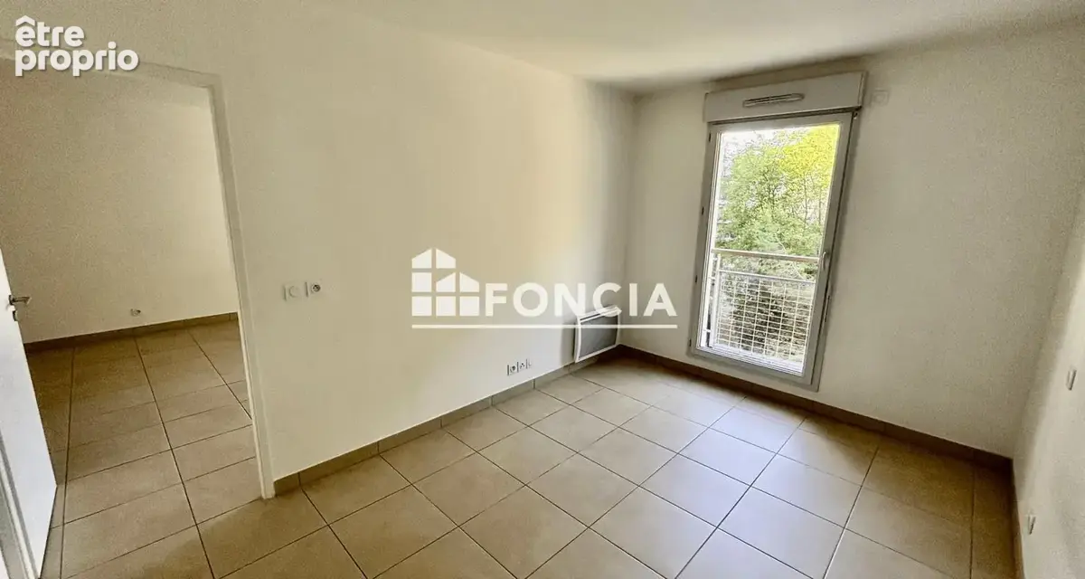 Cannes la Bocca - Appartement T2 43,31 m2 avec double parking - à Cannes – Résidence avec piscine - - photo 5