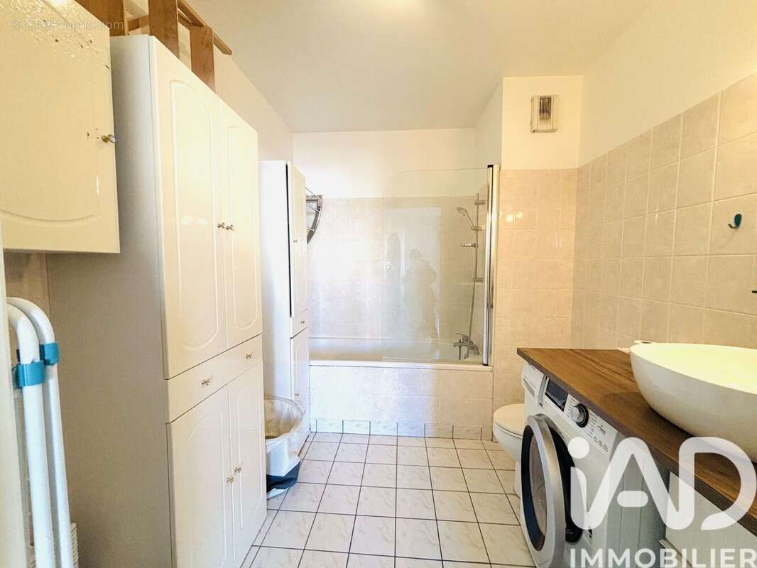 Photo 7 - Appartement à COURBEVOIE