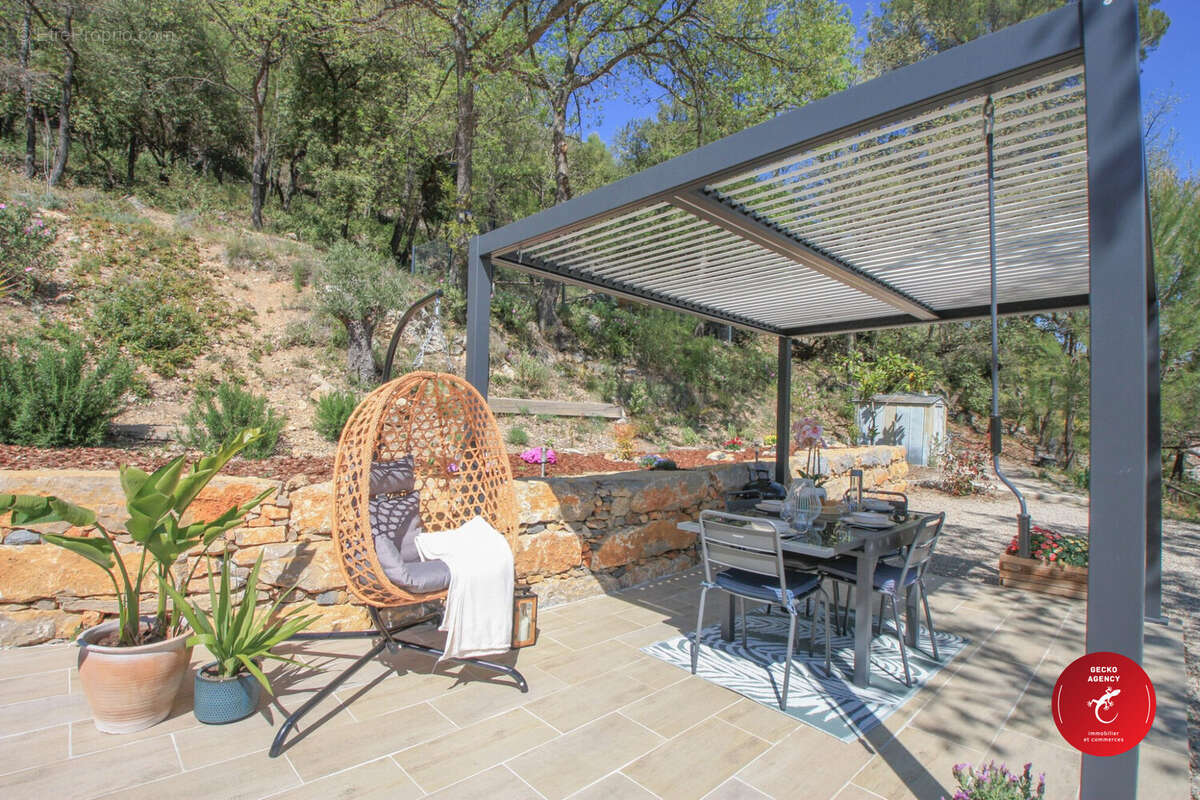 Maison à FIGANIERES