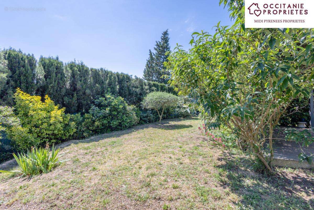 Maison à BOUILHONNAC