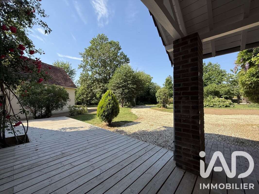Maison 187 m² à Le Vaudreuil  - photo 6