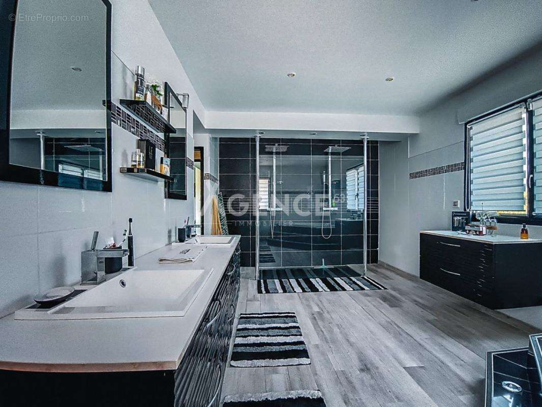 Maison à BEAUMETZ-LES-AIRE