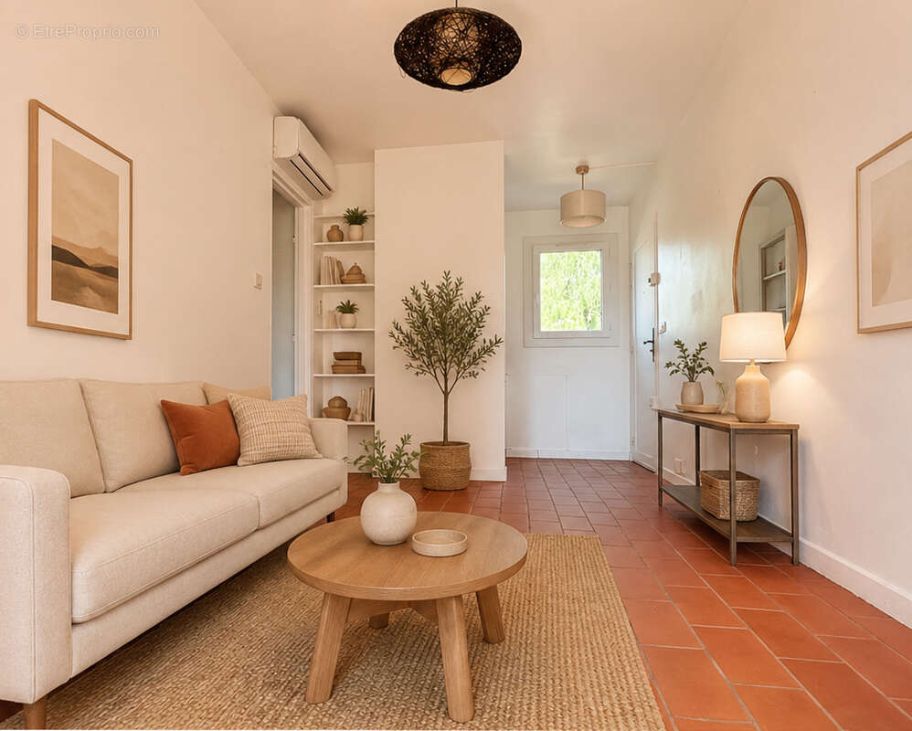 Appartement à LA LONDE-LES-MAURES