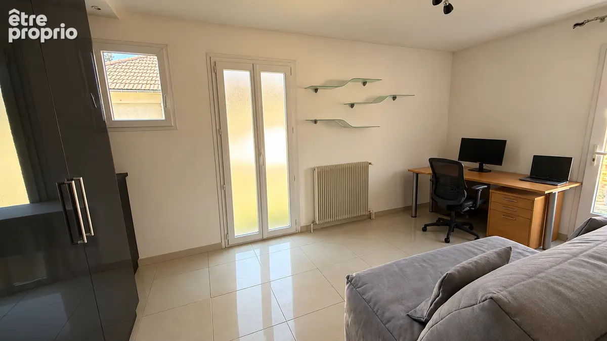 Maison familiale de caractère -191 m²  avec sous-sol total - photo 5