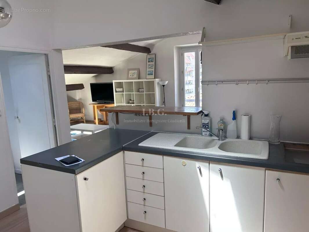 Appartement à MARSEILLE-8E