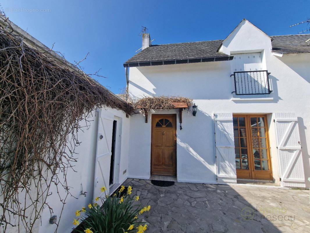 Maison à OZOIR-LA-FERRIERE