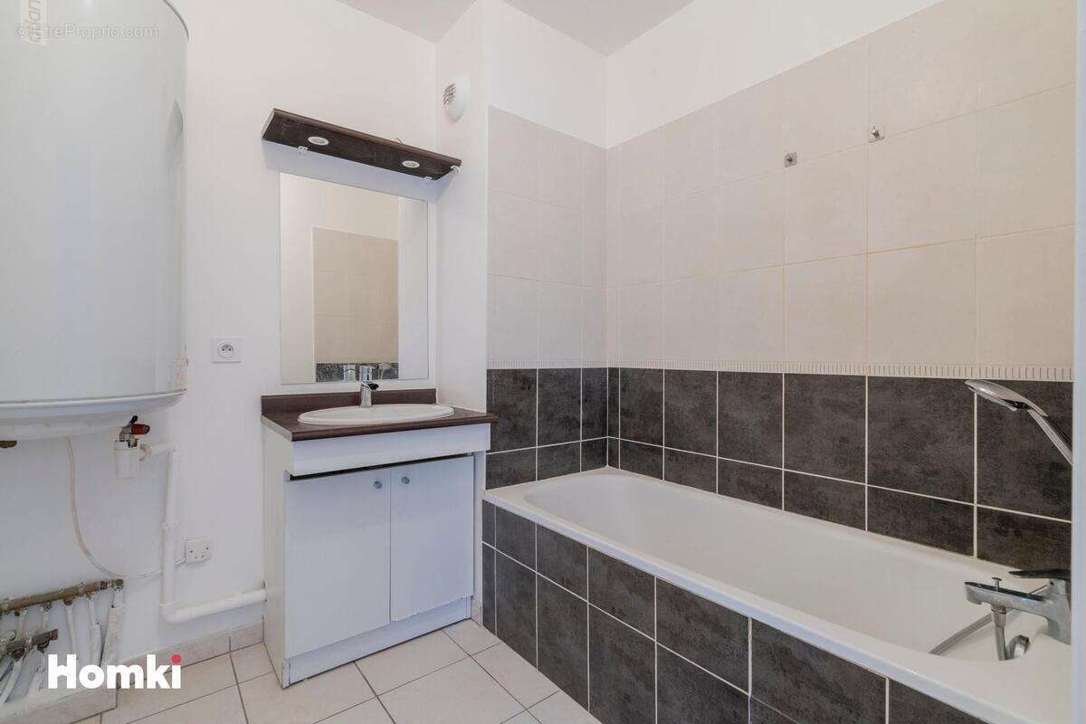Appartement à MARSEILLE-13E