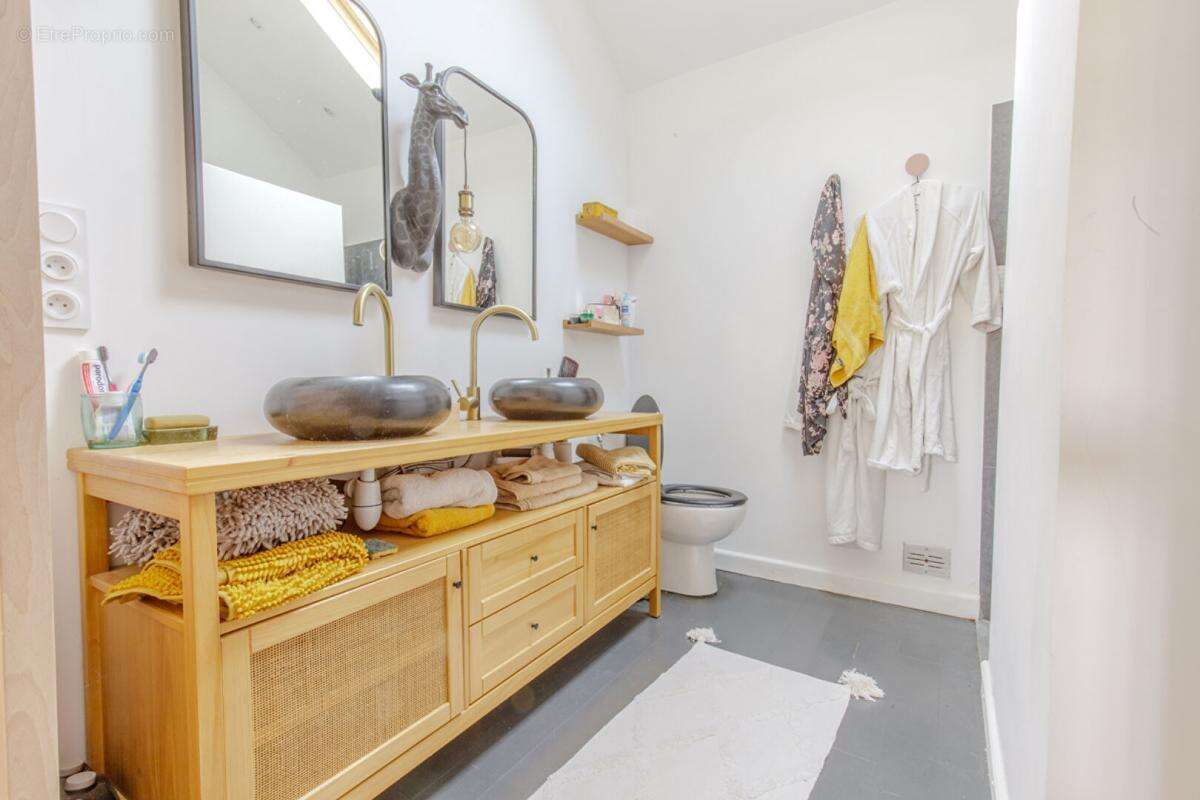 Maison à OINVILLE-SUR-MONTCIENT