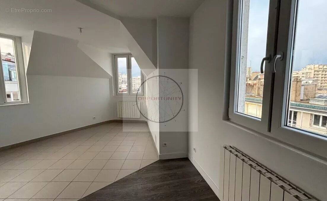 Appartement à PARIS-20E