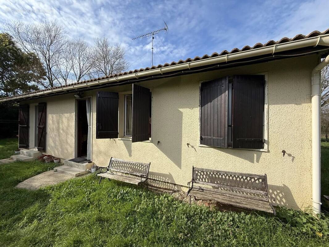 Maison à MARCILLAC