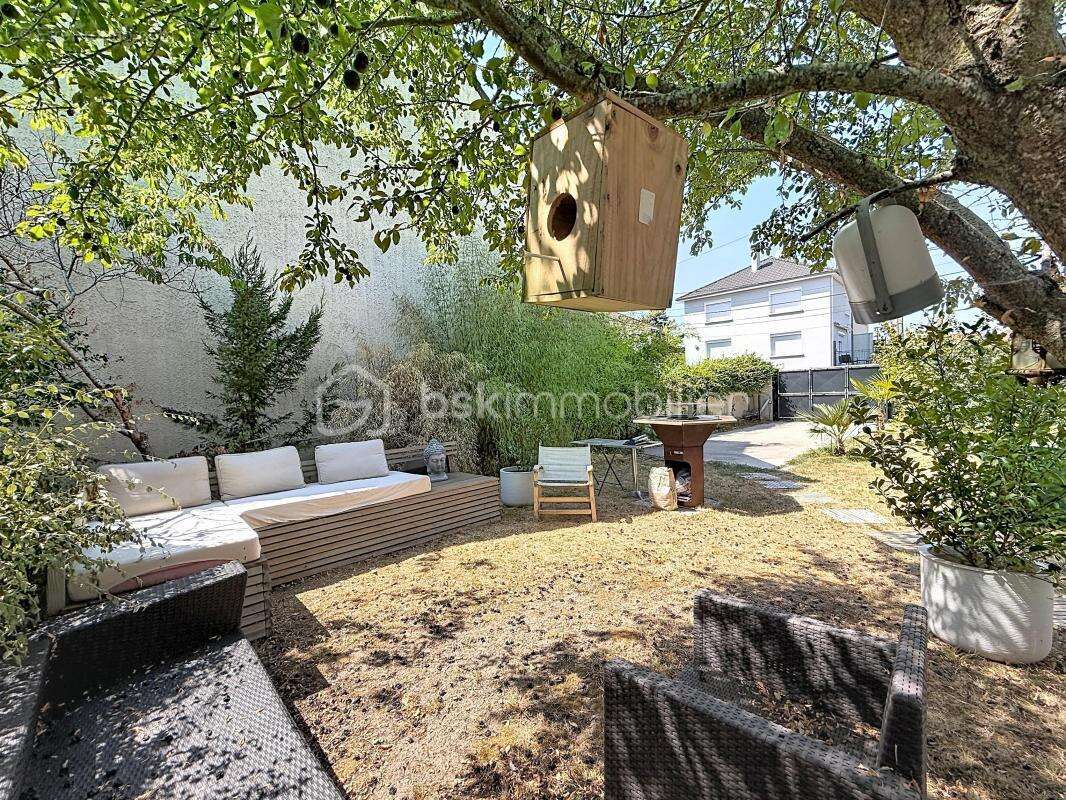 Charmante maison familiale avec 2 chambres, bureau et jardin de 497 m² - photo 14
