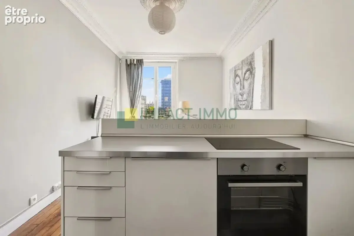 Vue dégagée sur Paris - Immeuble Pierre de Taille - photo 2