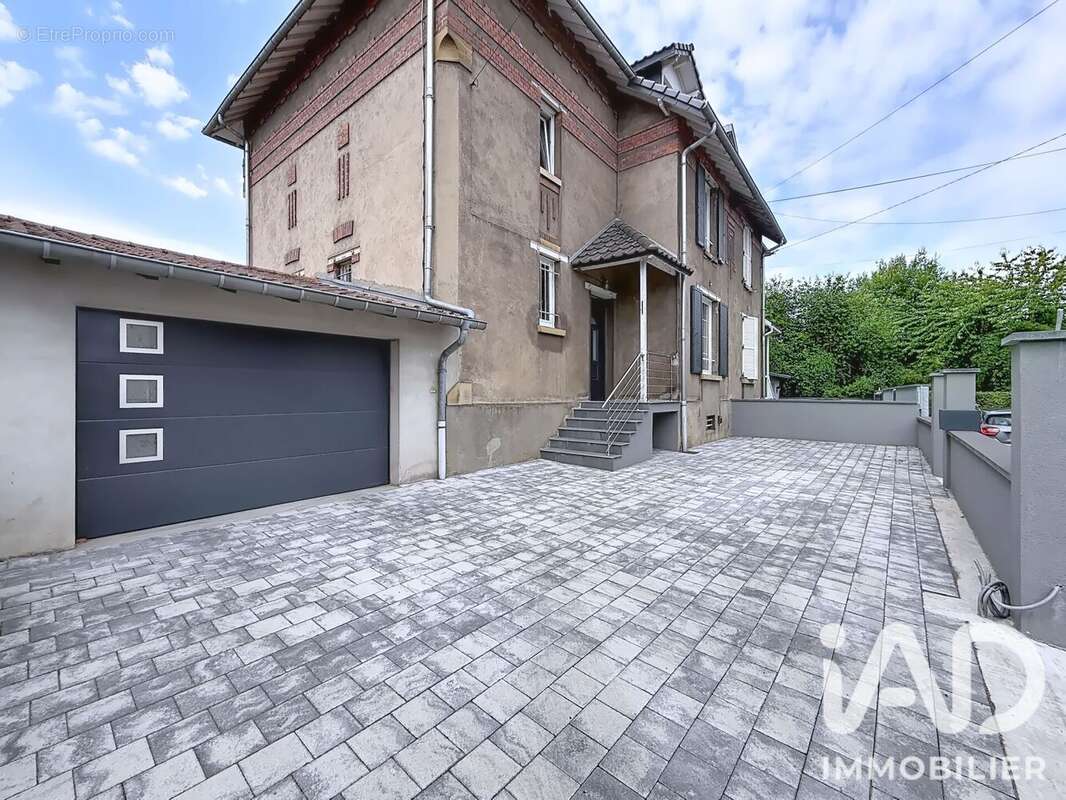 Maison 152 m² à Seremange-Erzange  - photo 2