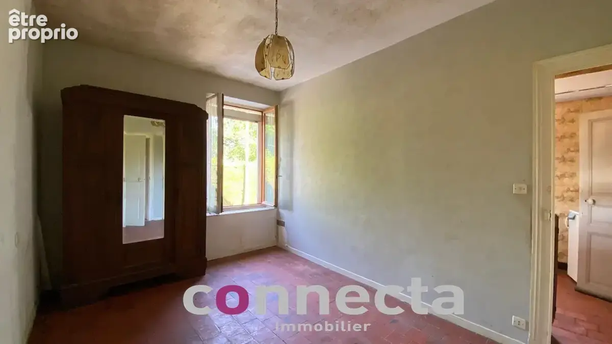 Ensemble immobilier composé de deux maisons - Dépendances - Terres à Faverolles sur cher - photo 5