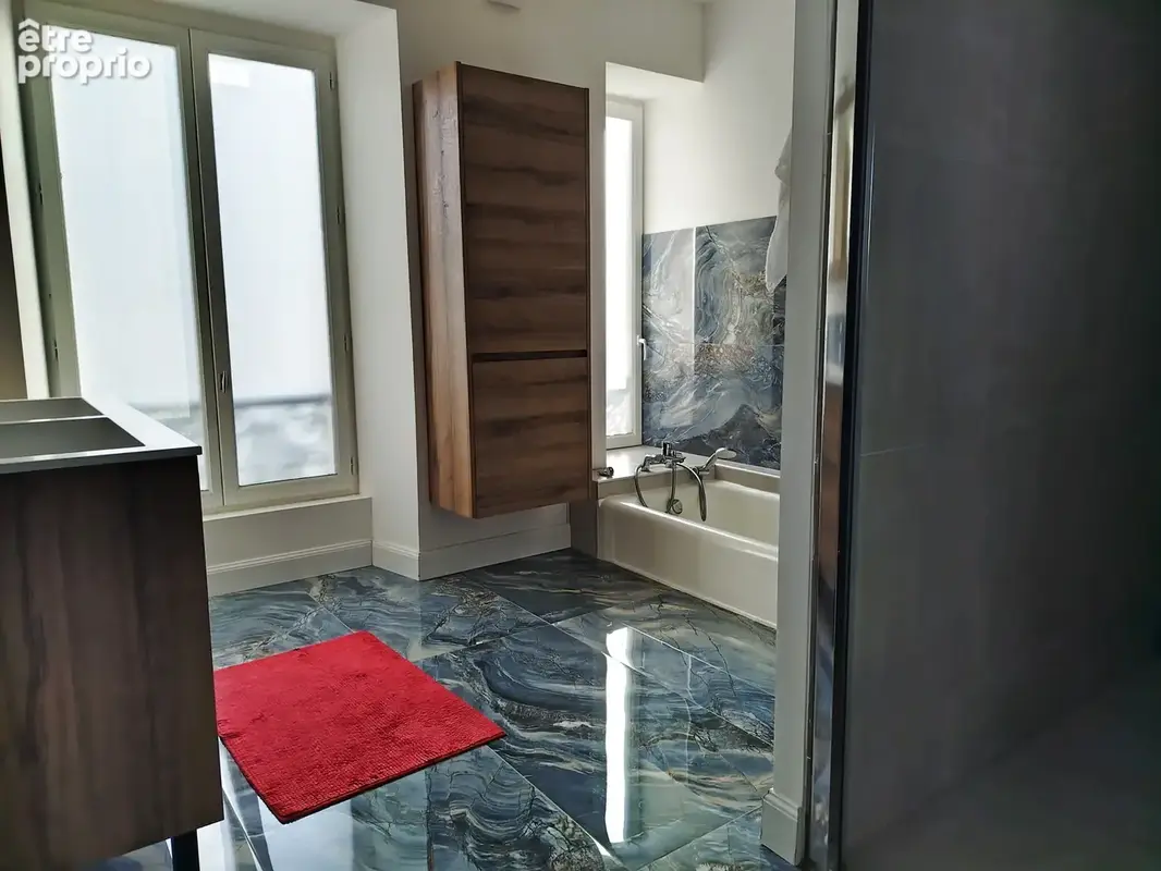 Propriété de caractère entièrement rénovée   215 m2   Parc de 11 000 m2 (en partie constructible) - photo 7