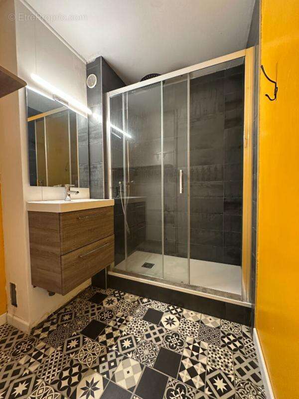 Appartement 4 pièces 79 m2 avec balcon, parking et cave - photo 8